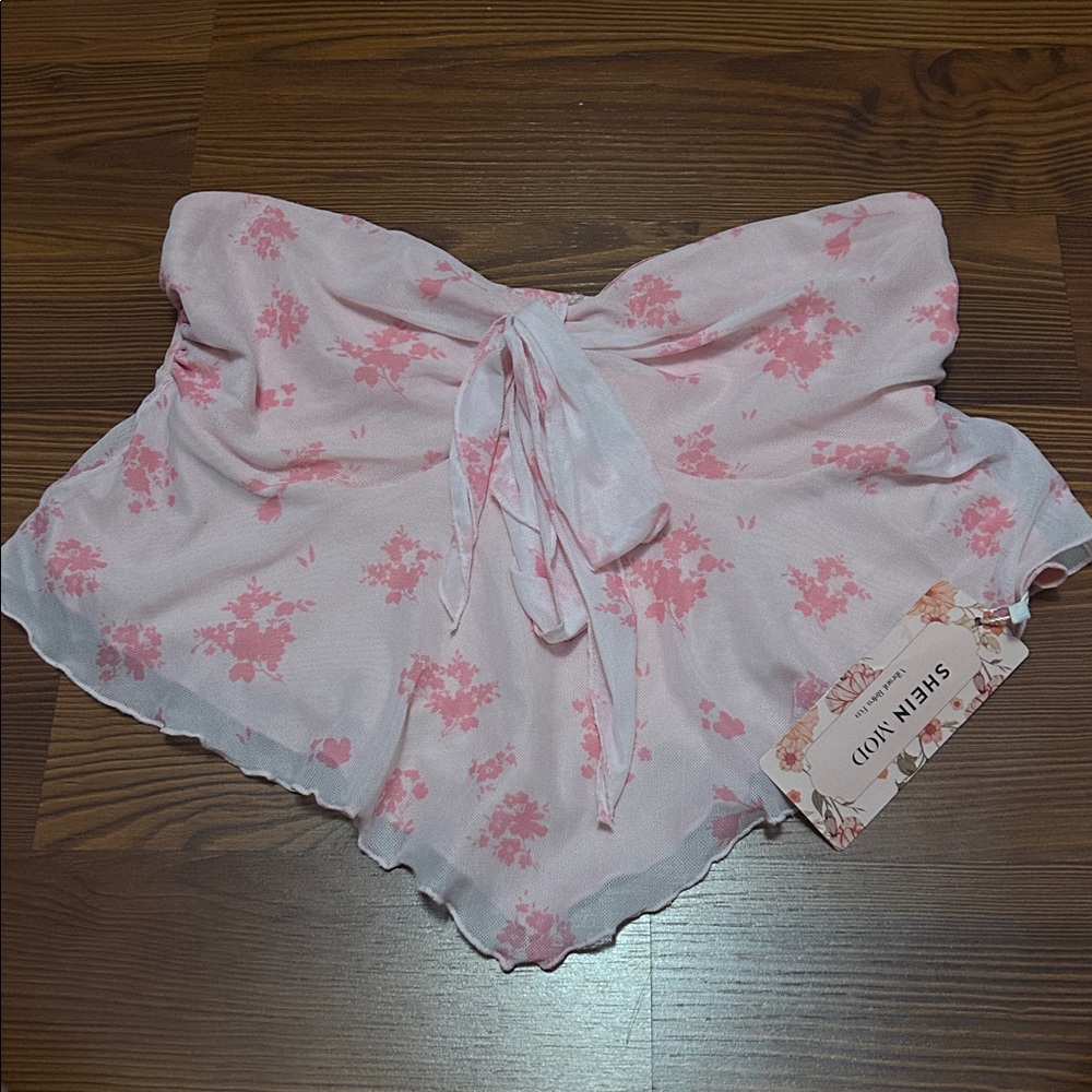 SHEIN Light Pink Floral Tie-Front Shorts
